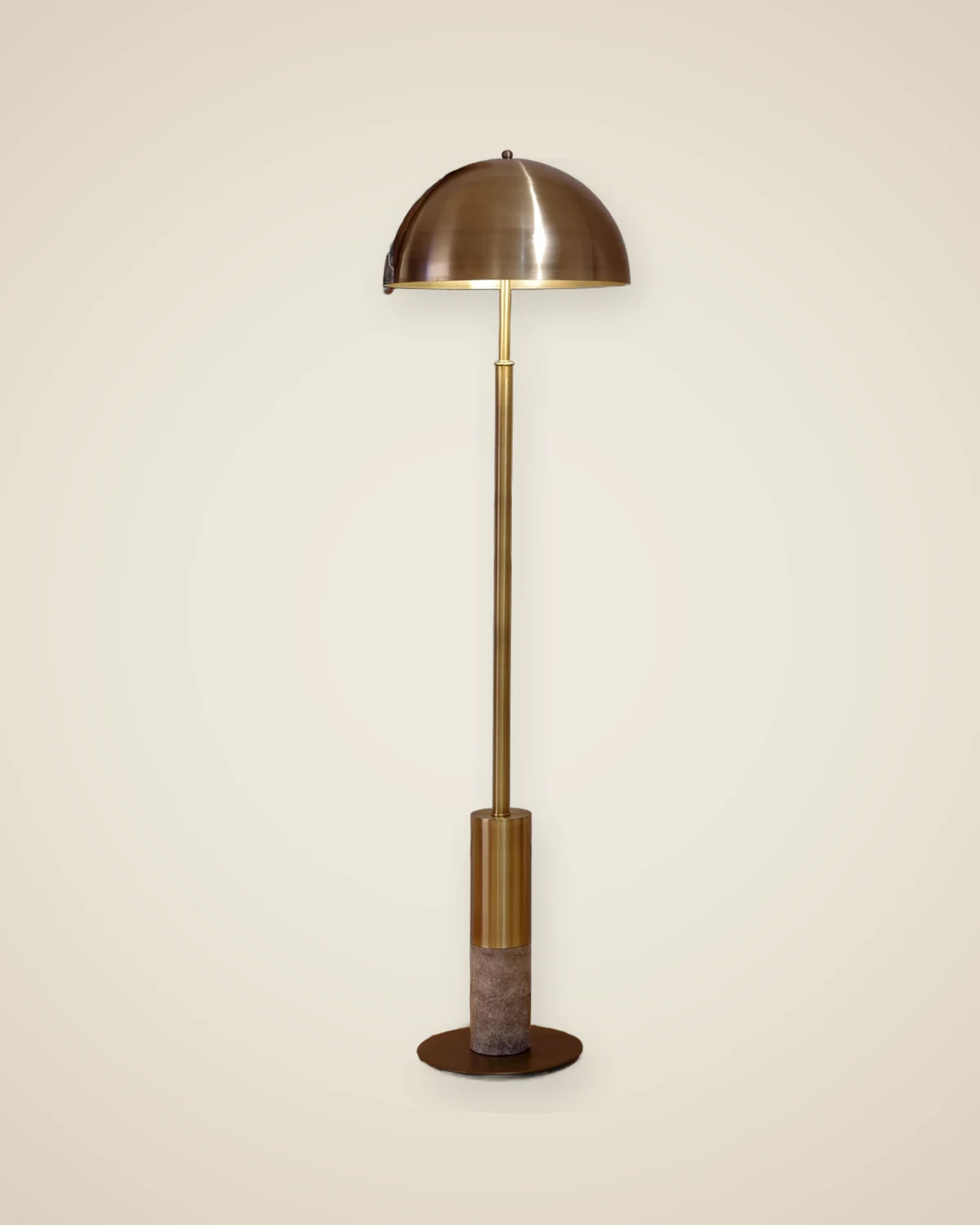 Alexander Design-Stehlampenmodell aus Marmor und Metall — TUTA — 2