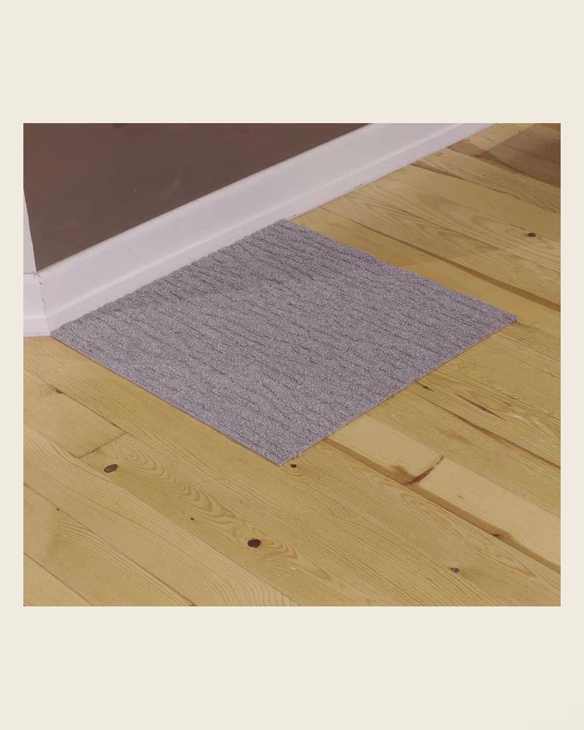 Teppichfliese 40 / Karton 5 m2 (50 cm x 50 cm) — TUTA — 2