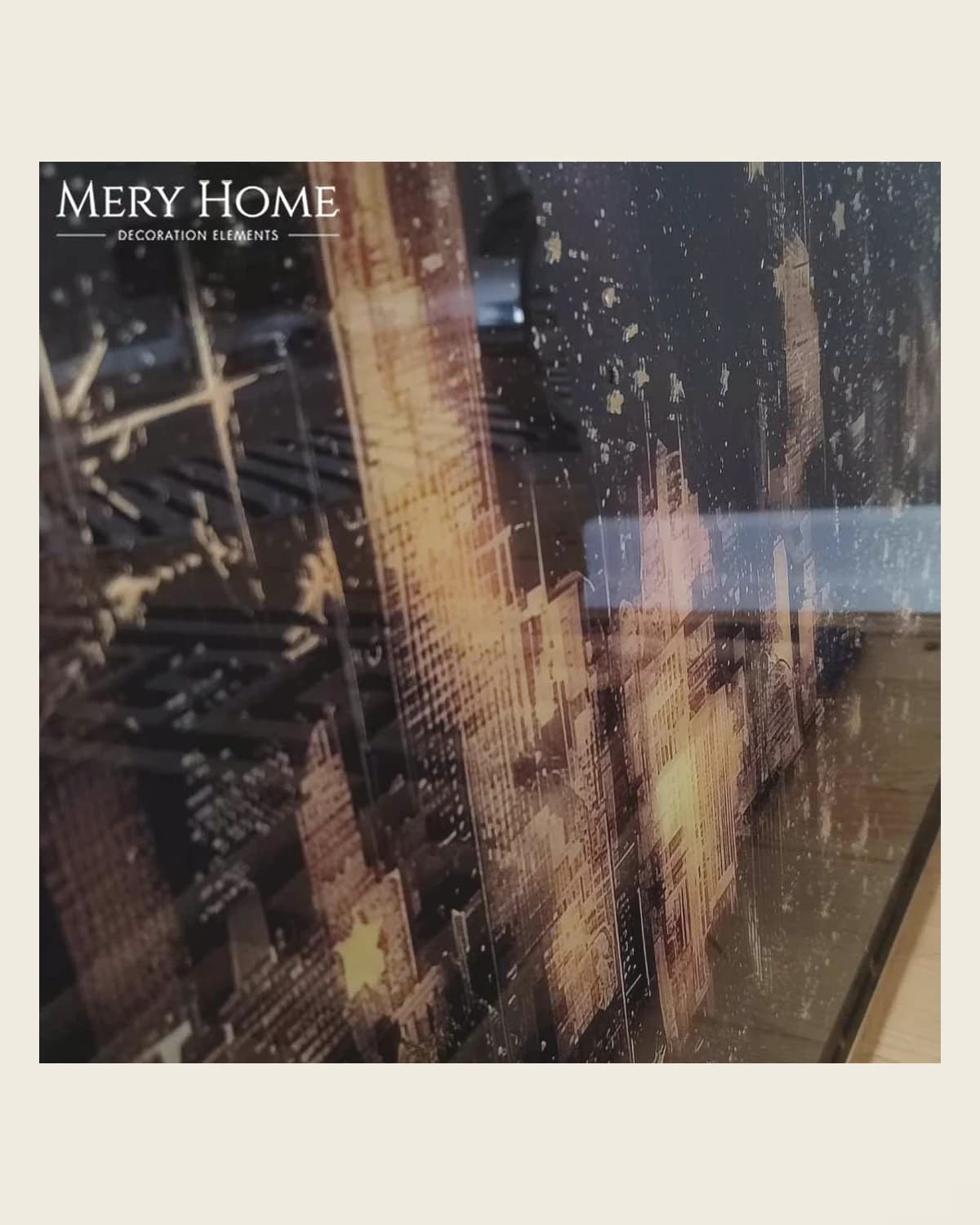 Dekoratives Gemälde mit Stadtmotiv und eleganter weiblicher Figur – Modernes Wandgemälde mit Goldrahmen — TUTA — 6