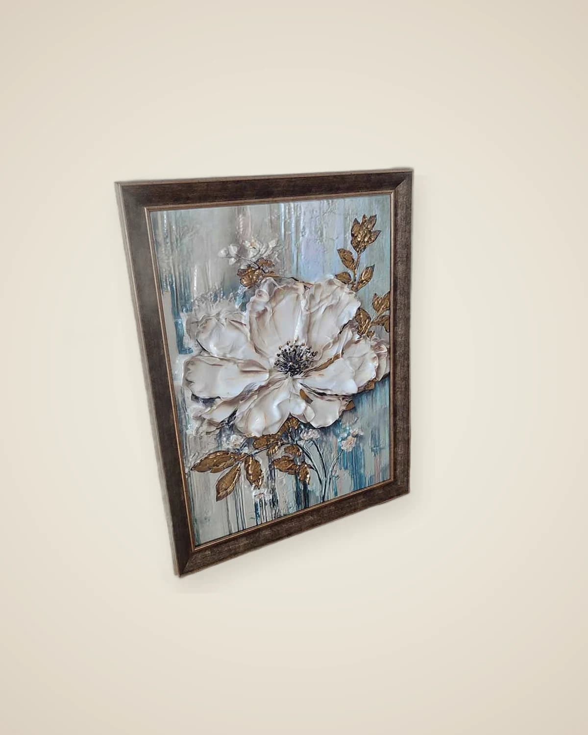 Elegantes, mit Blüten geprägtes, dekoratives Blumengemälde — TUTA — 3