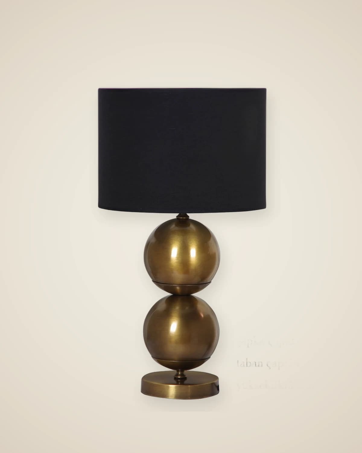 Feines antikes Gold-Bulk-Lampenschirmmodell mit modernem Design — TUTA — 4