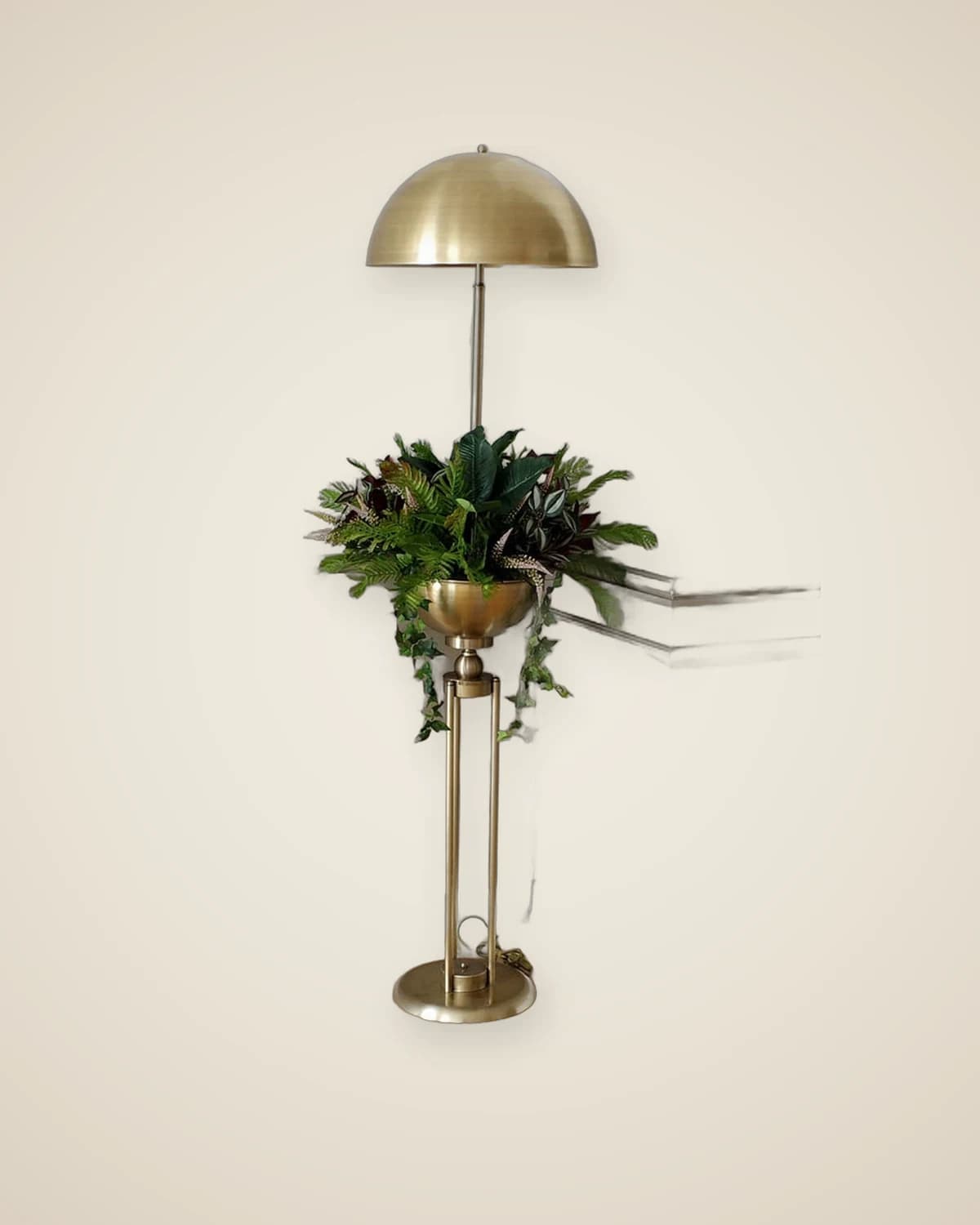 Luxuriöse dekorative Stehlampe Florist II in Antikgold (Blume im Lieferumfang enthalten) — TUTA — 6