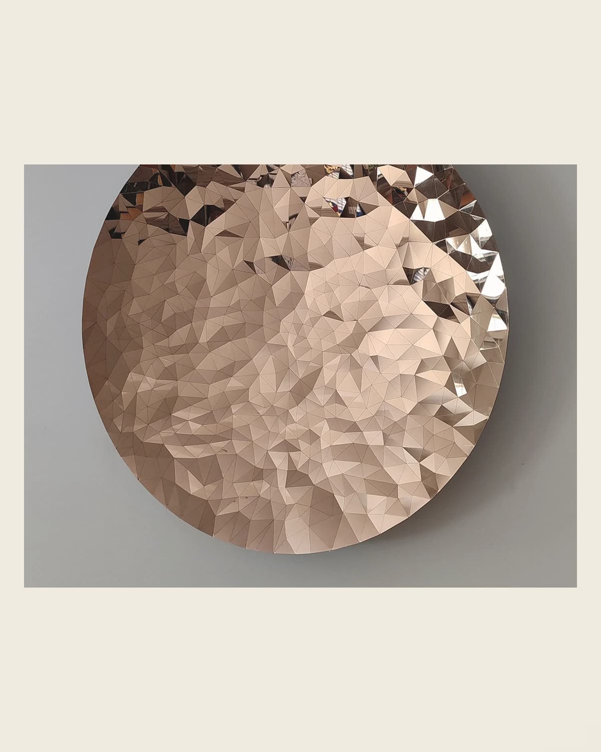 GeoSphere Roségoldfarbenes, geometrisch geformtes, modernes Wandpaneel, 100 cm — TUTA — 3