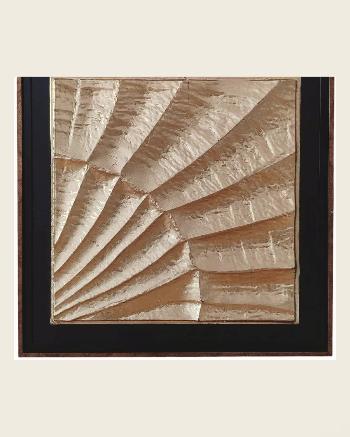 Goldene Wellen, luxuriöses, goldgeprägtes dekoratives Gemälde, 75 x 75 cm — TUTA — 2