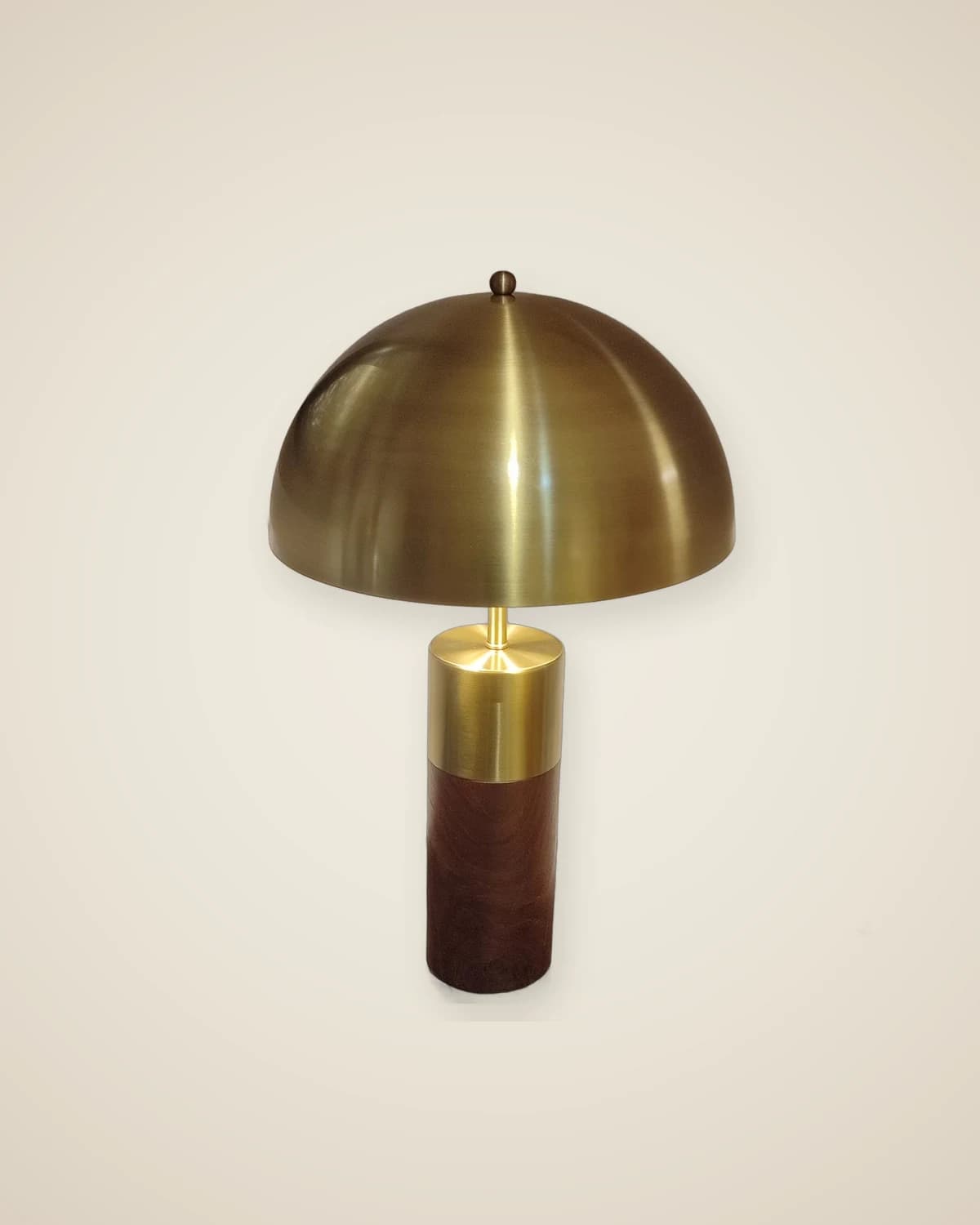 Marcello Luxuriöser und moderner Design-Lampenschirm mit Holzkörper und antikgoldenem Metallhut — TUTA — 5