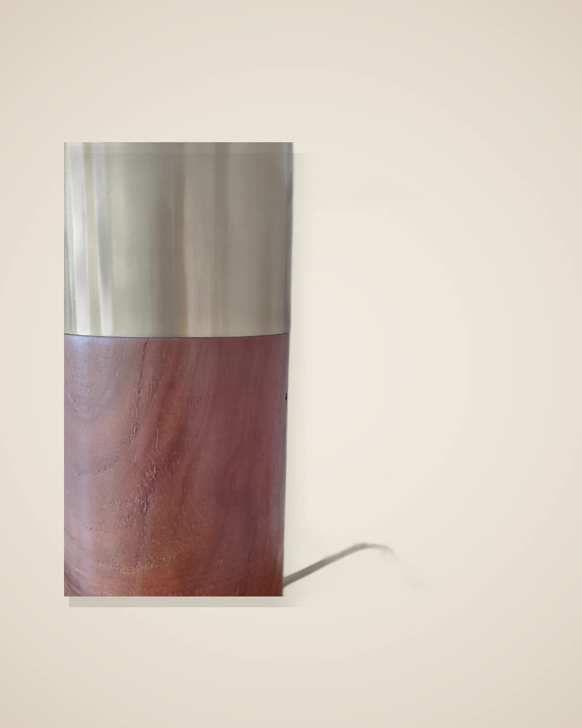 Marcello Luxuriöser und moderner Design-Lampenschirm mit Holzkörper und antikgoldenem Metallhut — TUTA — 6