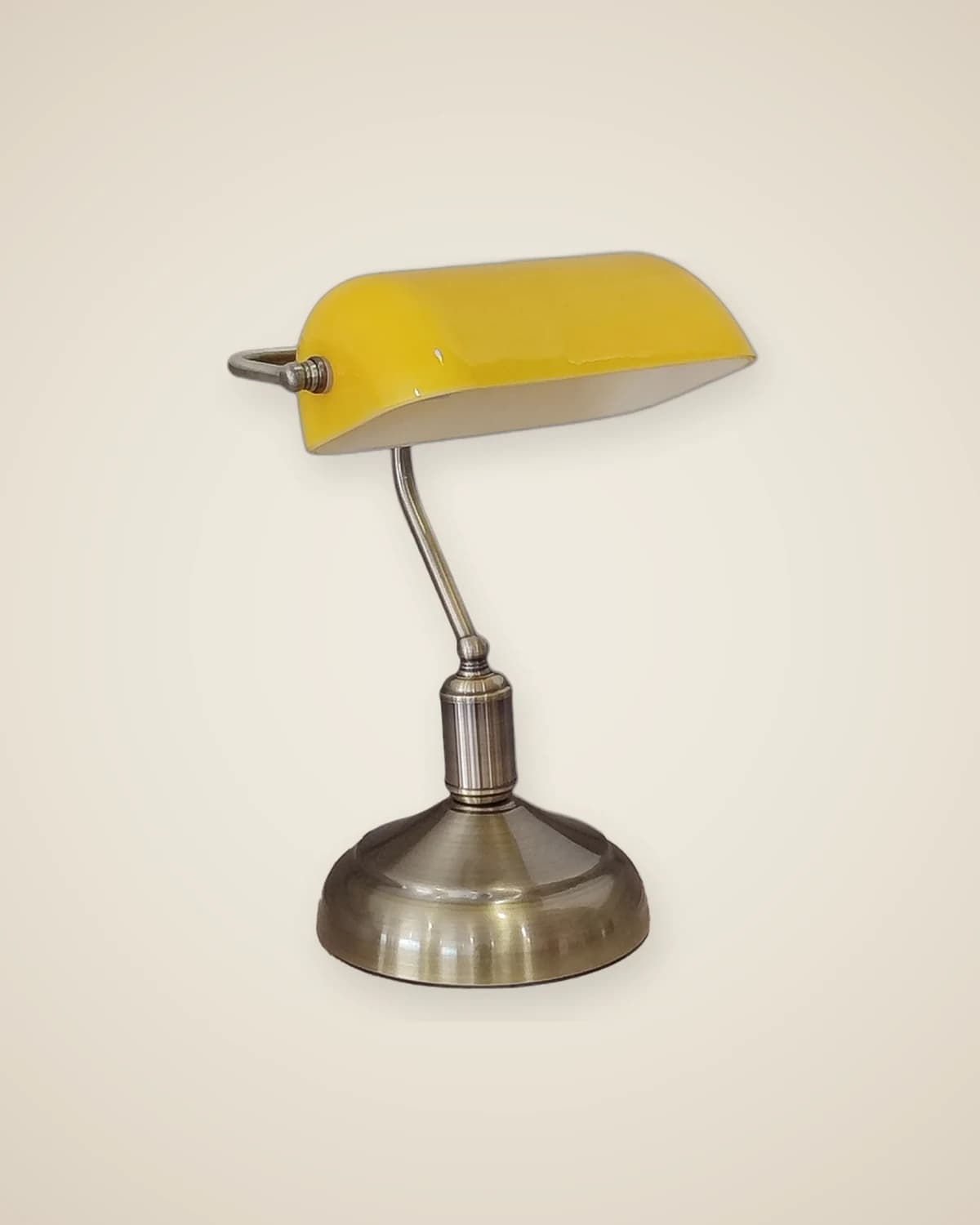 MRH Antikgold-Körper, gelber Glashut, dekorativer Banker-Tischlampen-Lampenschirm — TUTA — 2