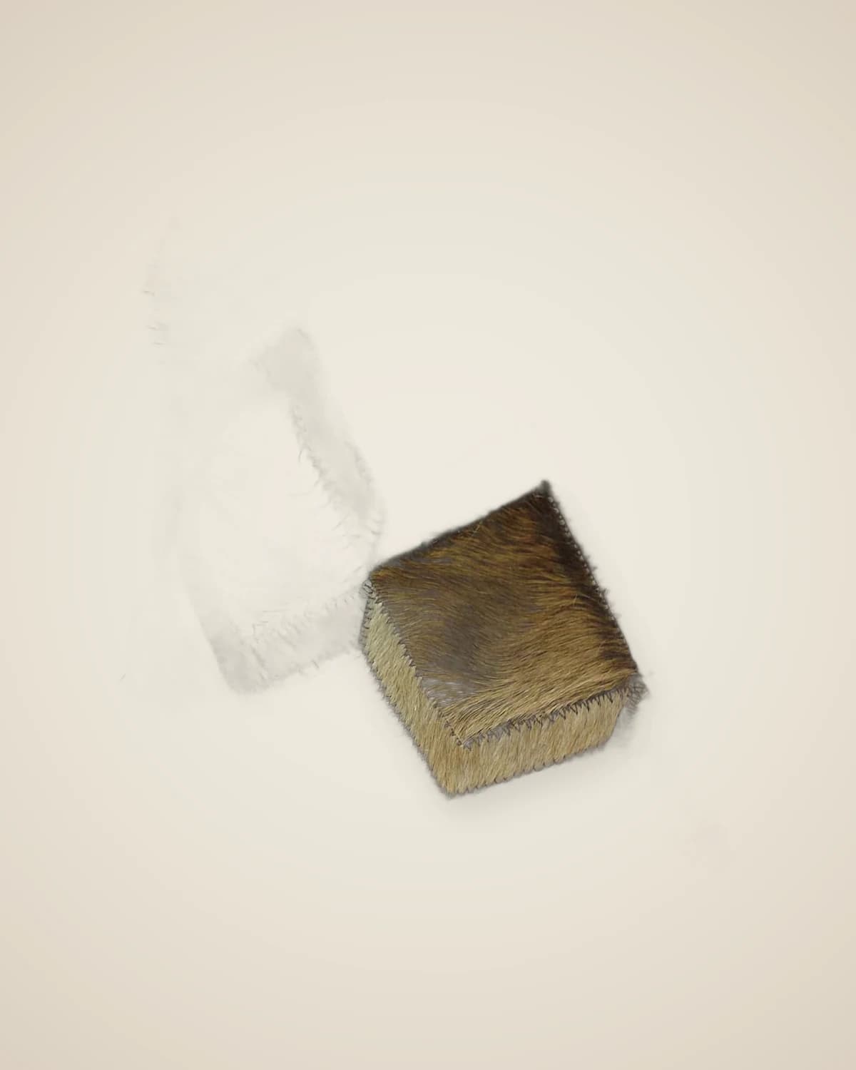 Neo-gemustertes Patchwork-Wurfkissen aus Naturleder – mit Reißverschluss gefülltes, farbenfrohes Dekokissen (45 x 45 cm) — TUTA — 6