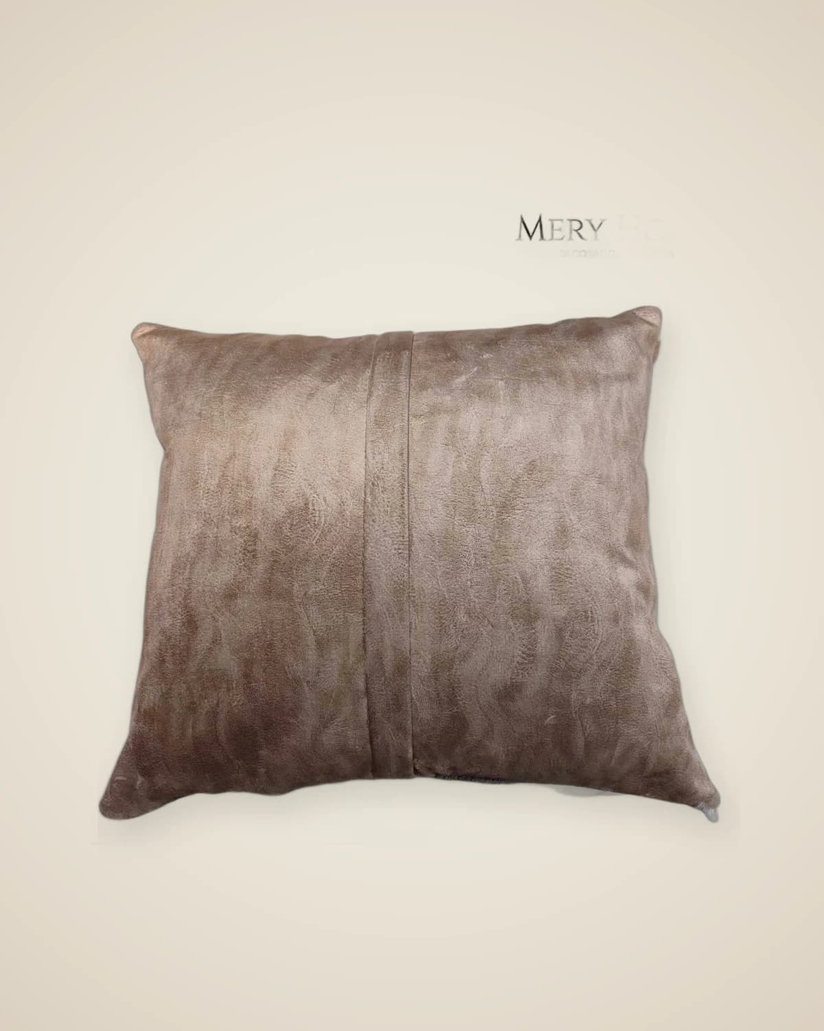 Neom gemustertes Patchwork-Wurfkissen aus Naturleder – mit Reißverschluss gefülltes, farbenfrohes Dekokissen (45 x 45 cm) — TUTA — 6