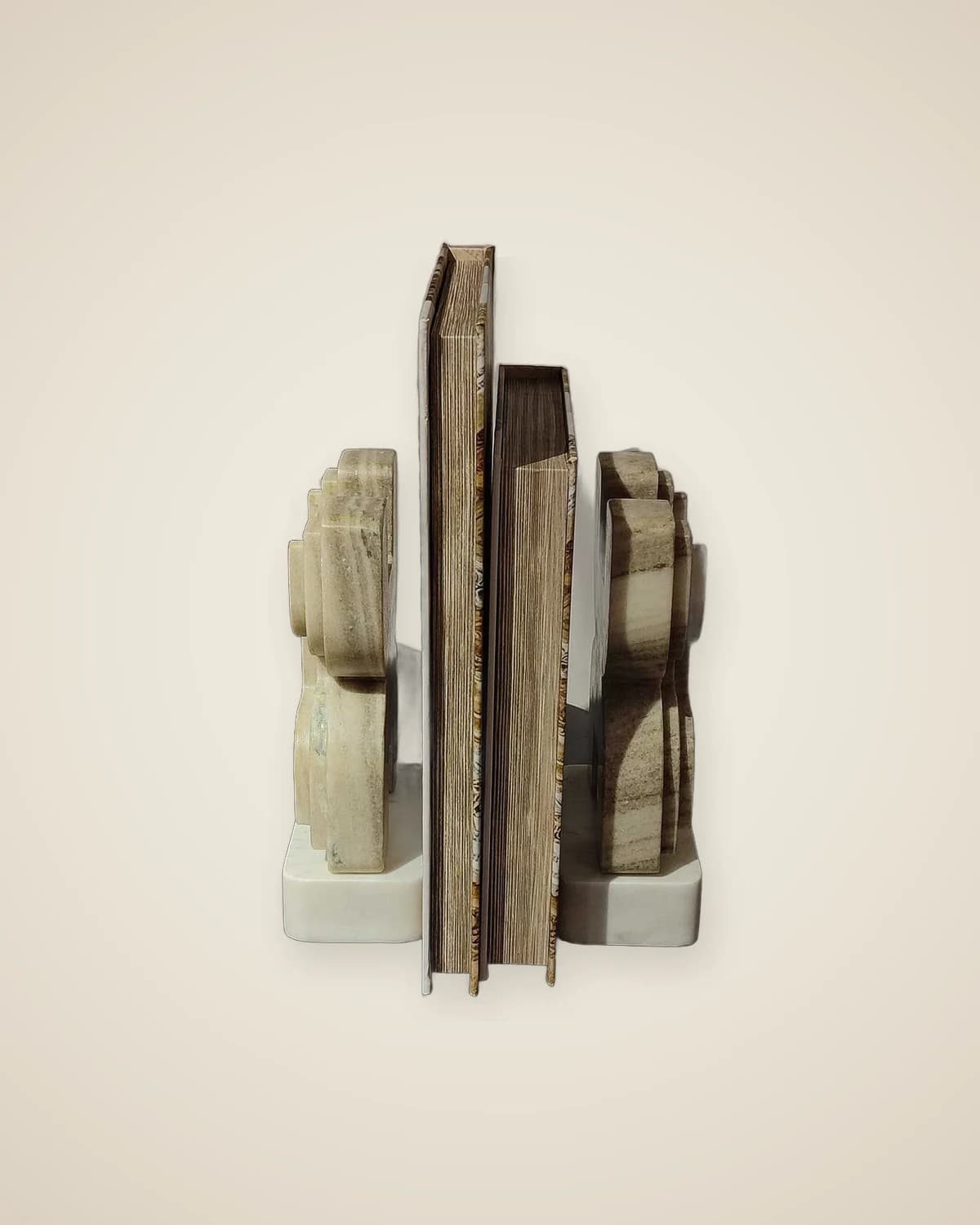 Декоративный объект из мрамора оникса 15x8x24 — TUTA — 6