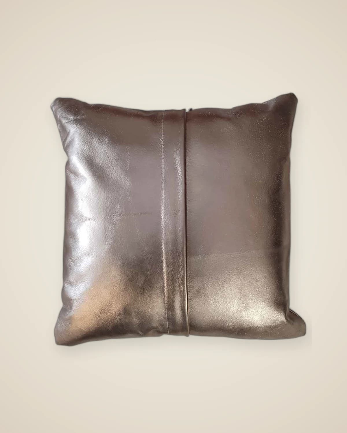 Proof Original dekoratives Kissen aus Leder — TUTA — 5