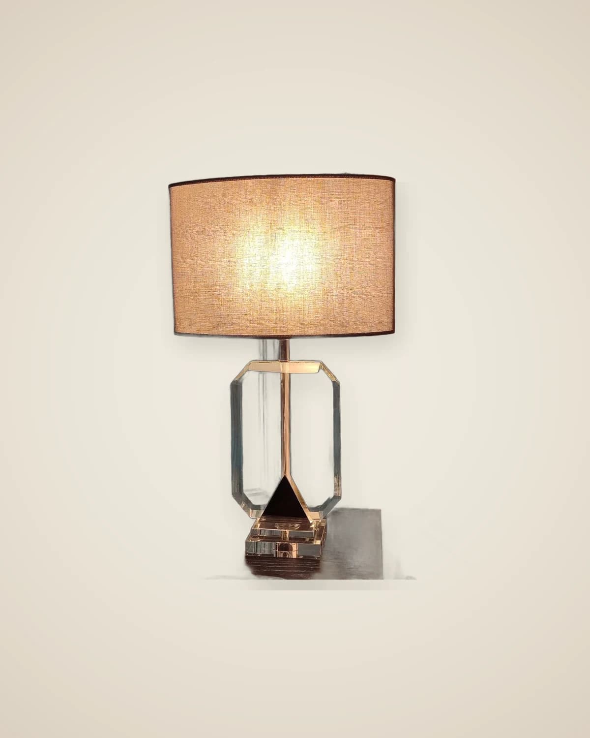 Robert Gold Metall Detaillierter Hut aus Leinenstoff, Kristallglas, luxuriöser und moderner Lampenschirm, Tischlampe — TUTA — 3