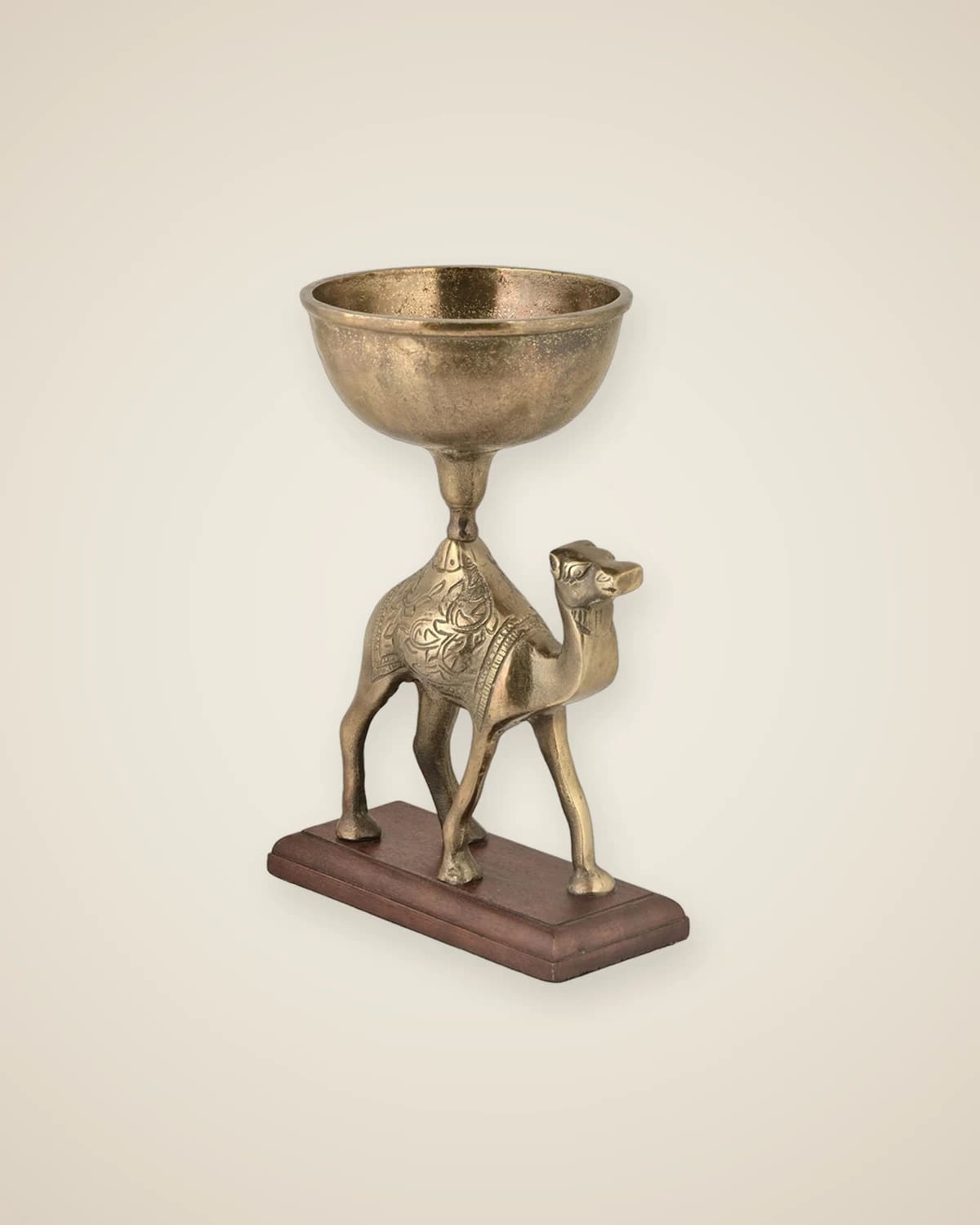 Rose Antik Bronze Luxus Schale mit Kamelnüssen — TUTA — 2