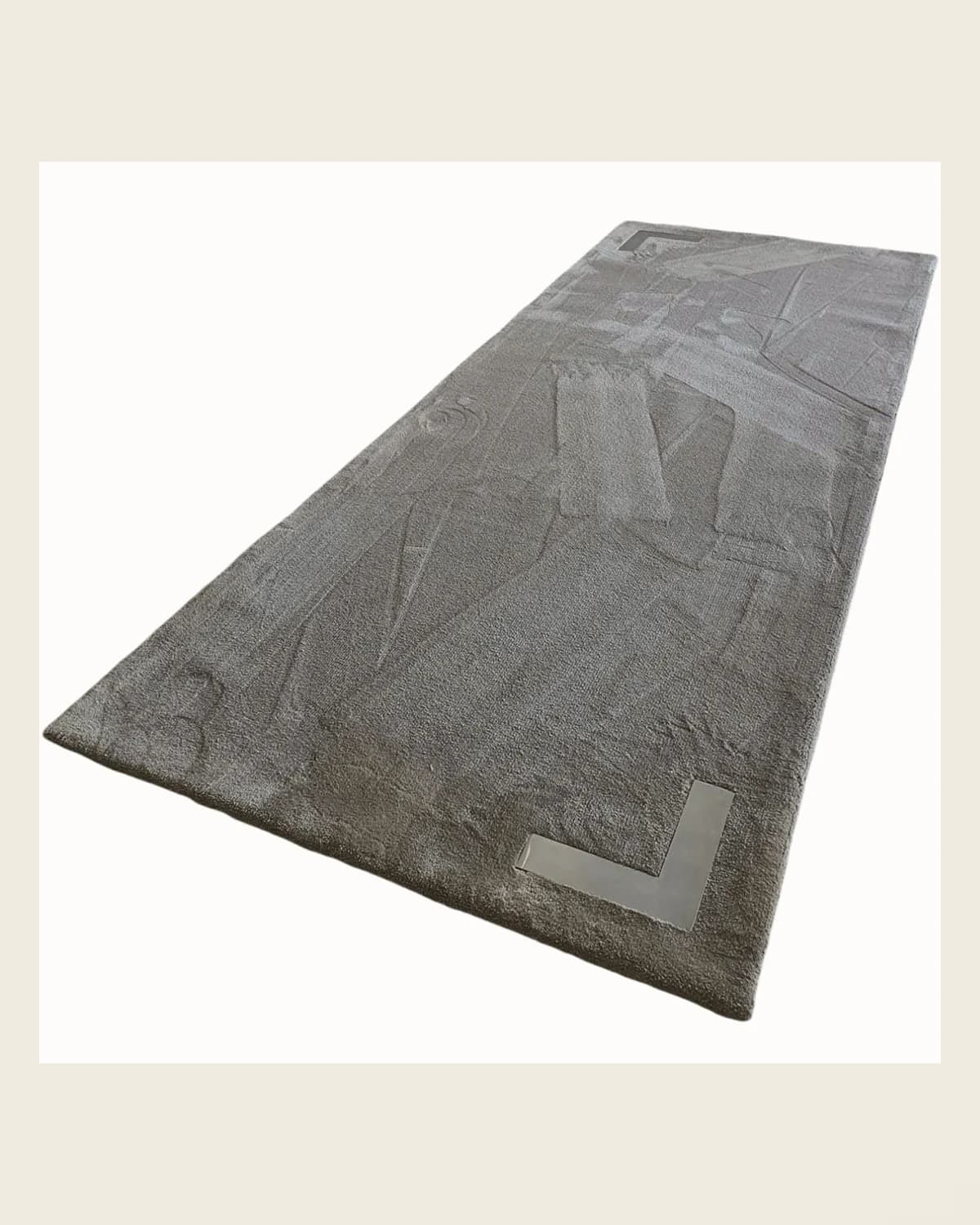 Einfarbiger Küchenteppich mit Metallaccessoires — TUTA — 2