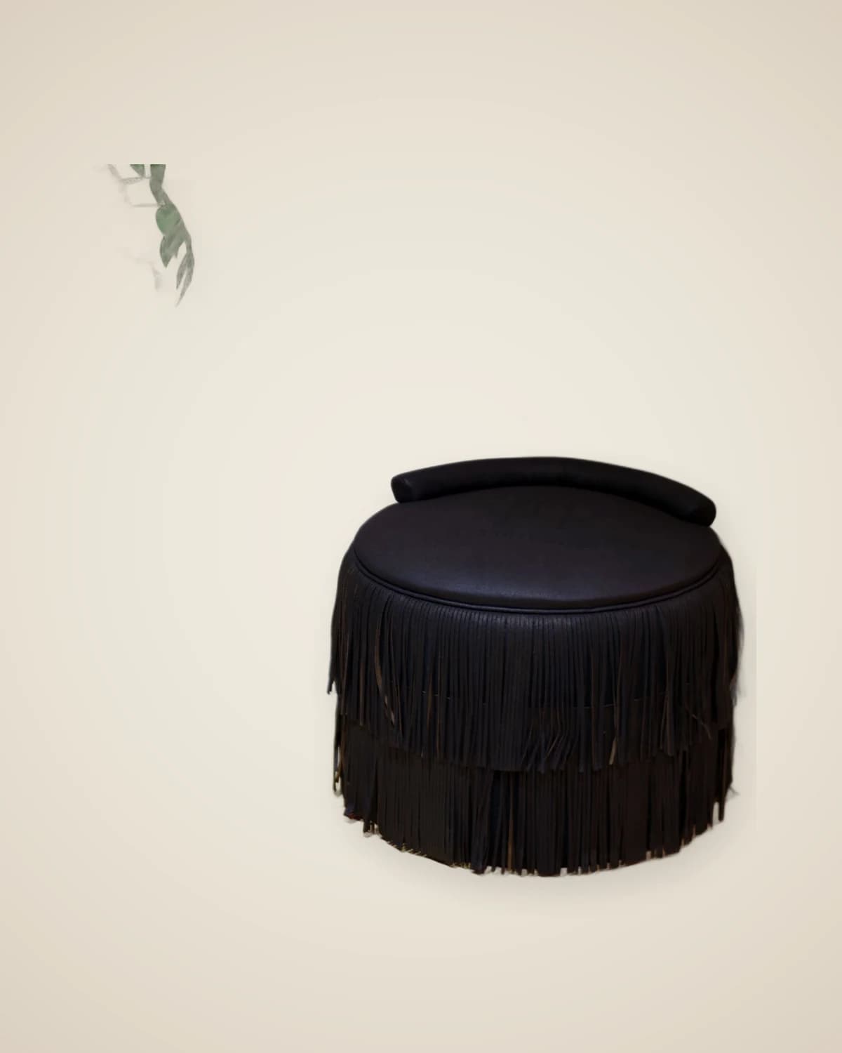 Tempest Black Luxuriöses dekoratives Pouf-Zubehör — TUTA — 3