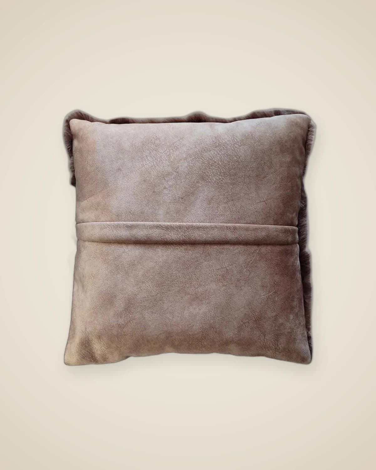 Toscana Hellbraunes Dekokissen aus natürlichem Fell — TUTA — 5