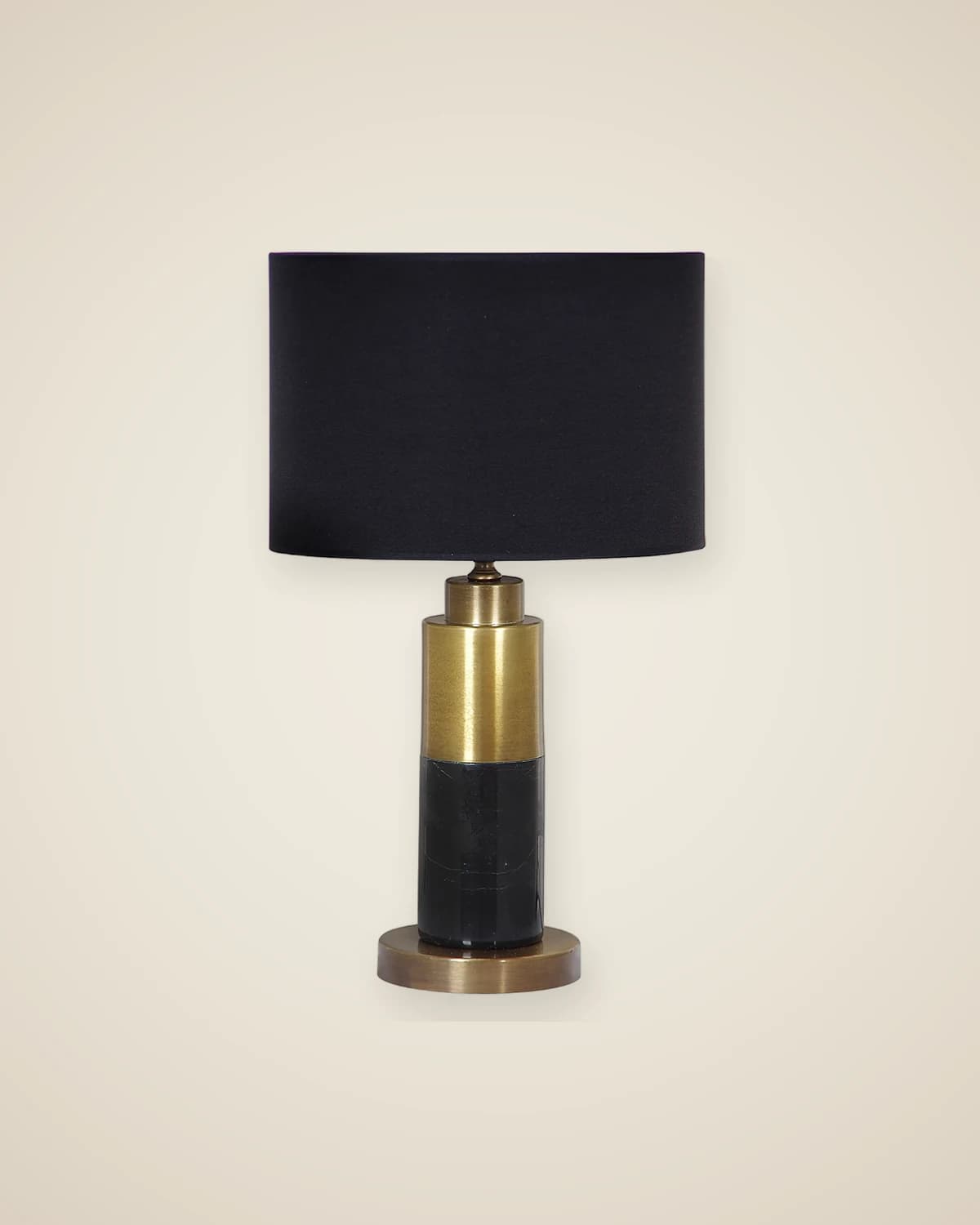 Trio-Modell mit modernem Lampenschirm aus schwarzem Marmor und Antikgold — TUTA — 2